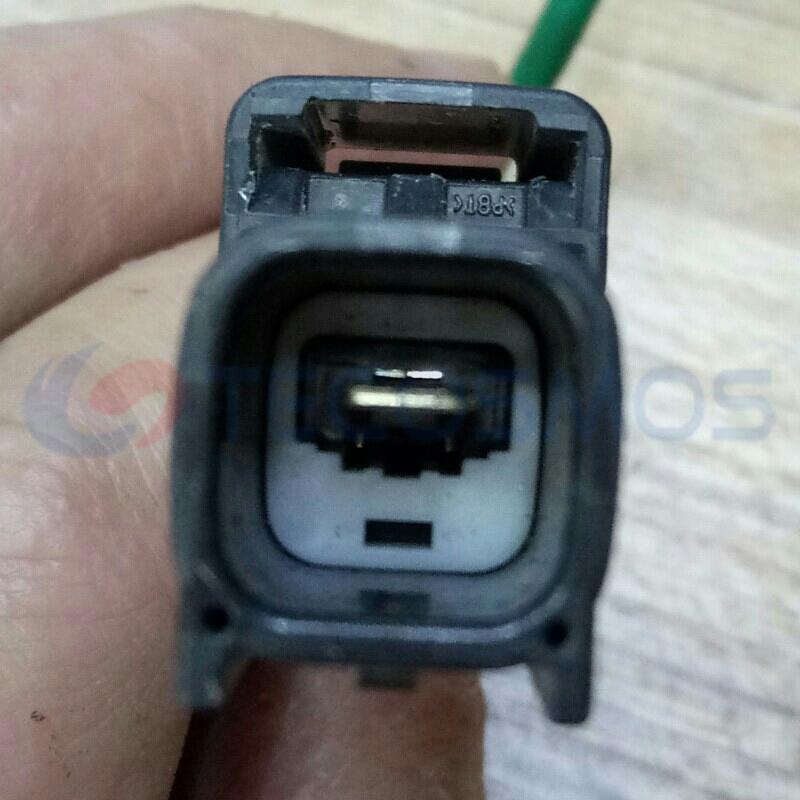 Car Connector For Both white and black have 1 Pin CT1-0019G