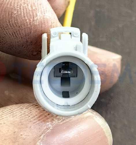 Car Connector For Honda For toyota air conditioning pump plug 1pin CT1-0040G