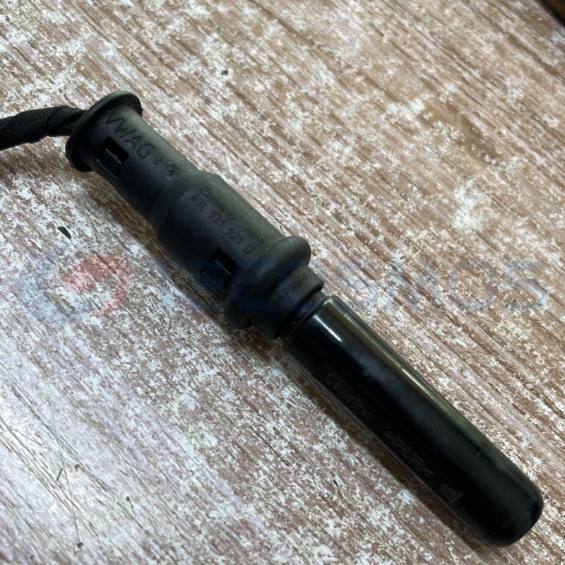 Car Connector For Volkswagen Touareg preheating plug 07Z971782 03L971921D 1pin CT1-0121M