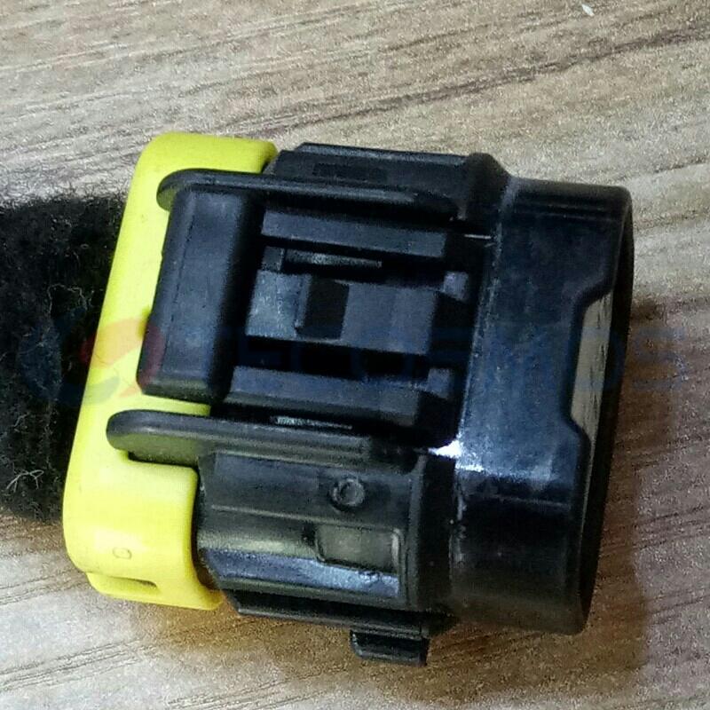 Car Connector For CT10-0002M 10 Pins CT10-0002M