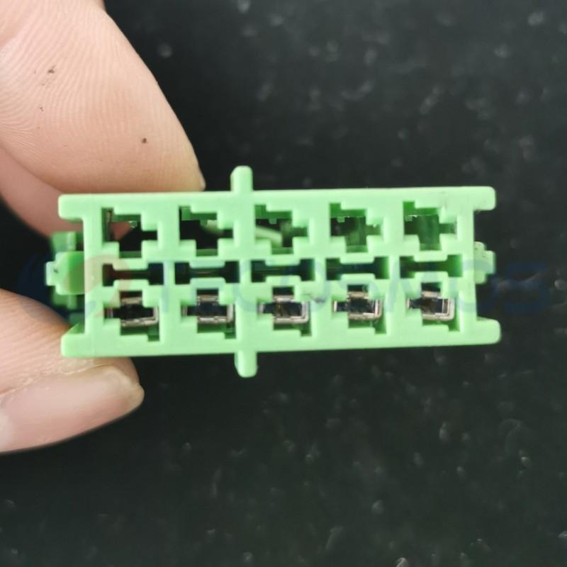 Car Connector For Mercedes Benz 0525456426 Green 10 Pins CT10-0016M-16