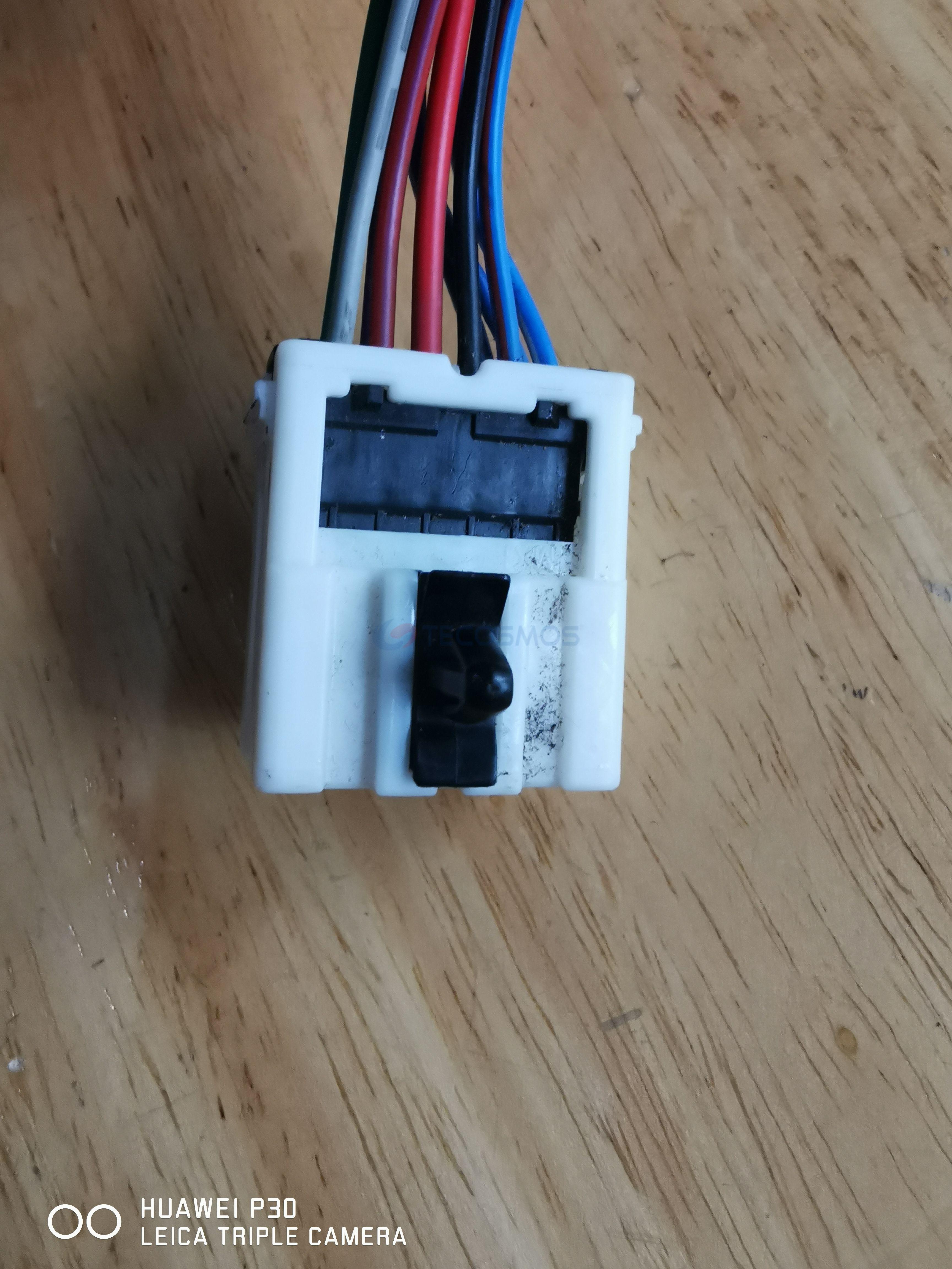 Car Connector For Nissan plug 10 pin CT10-0043G