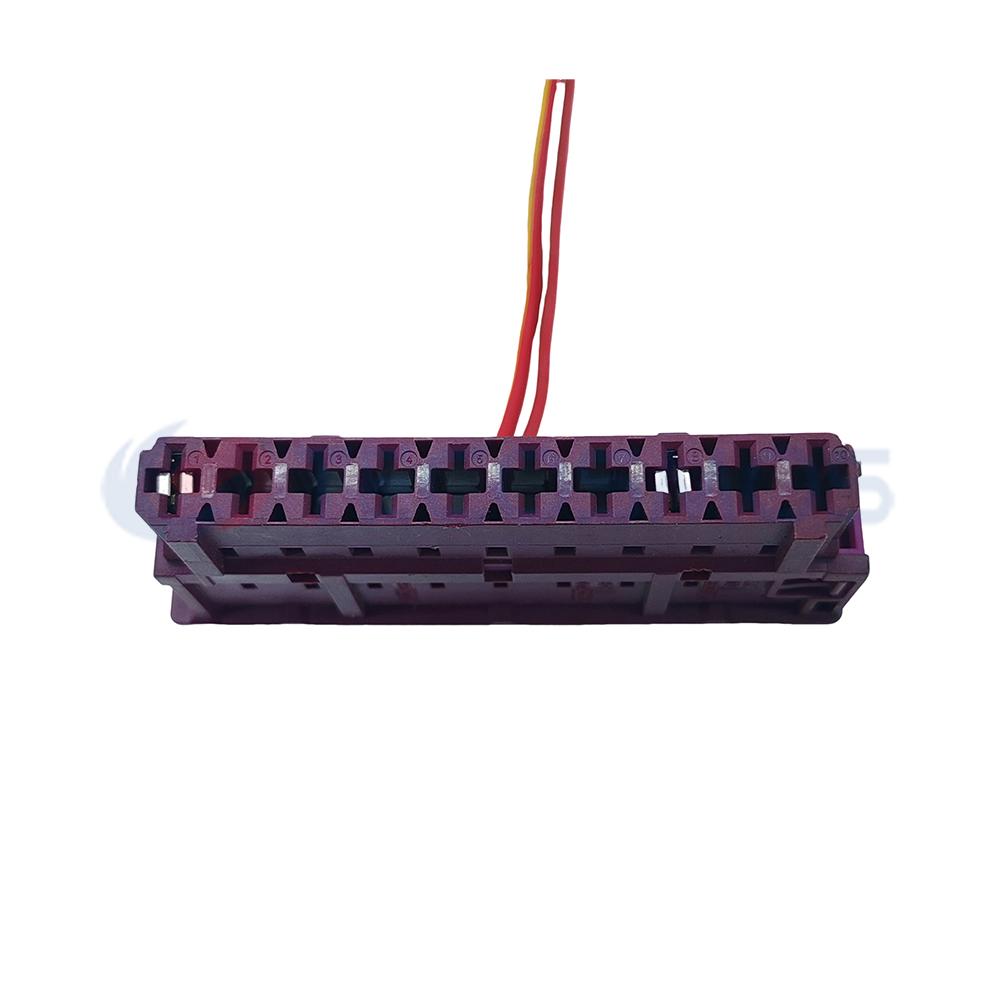 Car Connector For BMW fuse box plug 61139867330 10 pin CT10-0079M-2