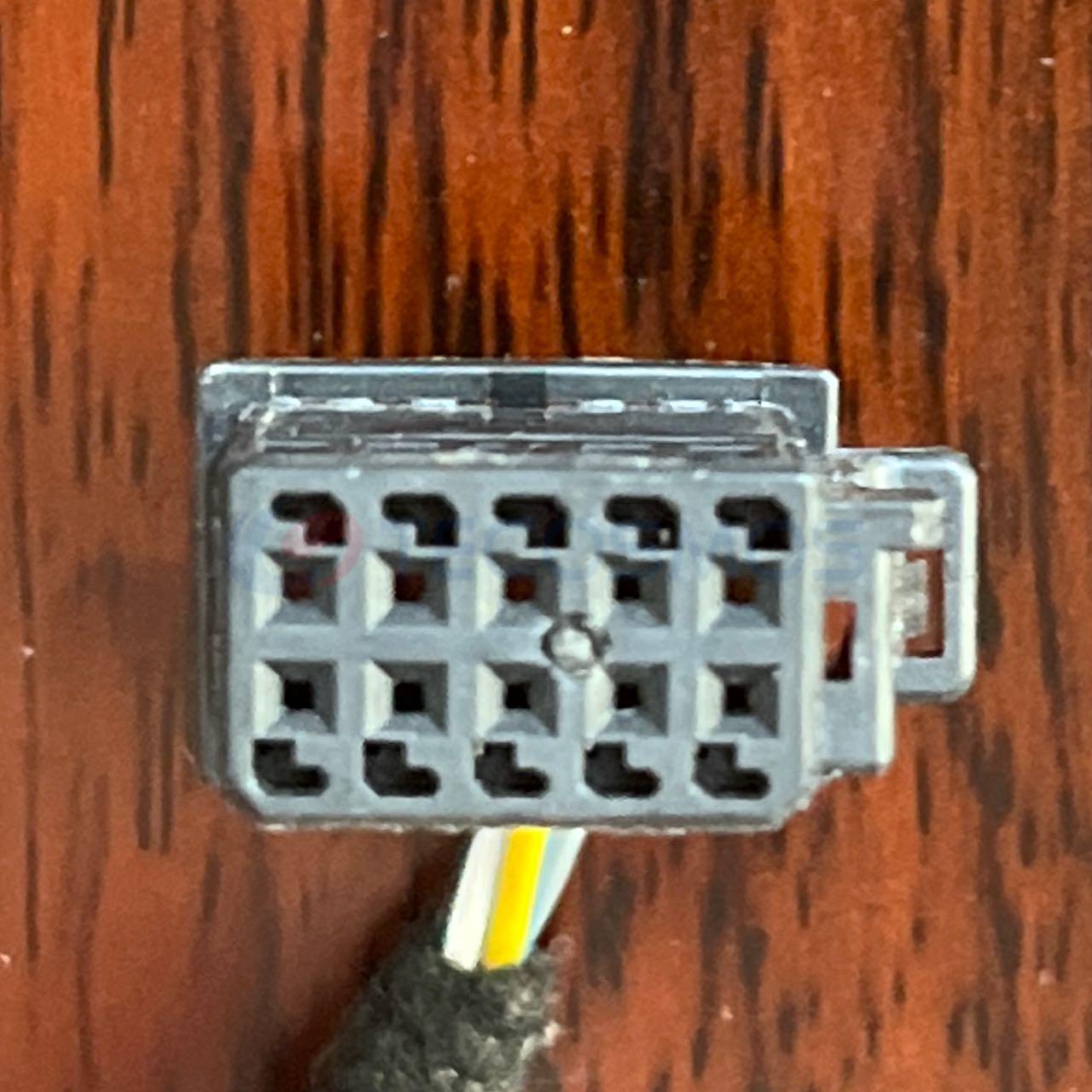 Car Connector For Volkswagen clip protrudes upwards with 10 Pins CT10-0094M-1