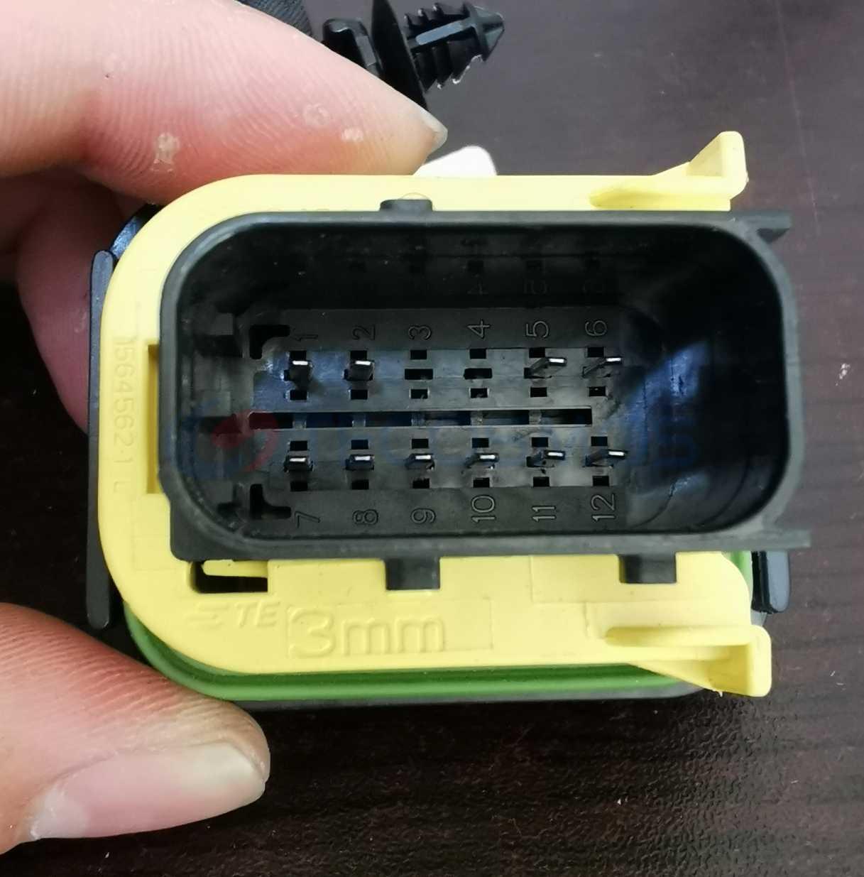 Car Connector For Urea plug black For seat 12 pin CT12-0011G-1