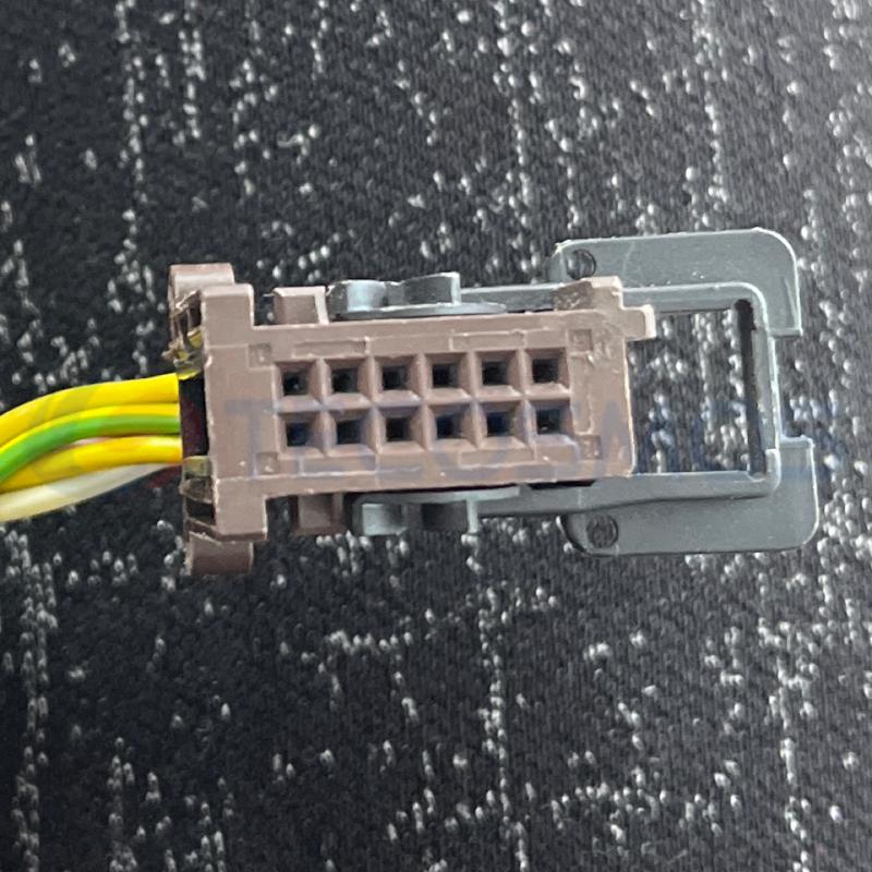 Car Connector For BMW instrument plug 12 pin CT12-0018M-5