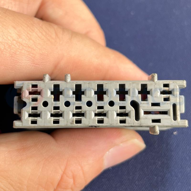 Car Connector For Mercedes A0525458026 13 pin CT13-0018M