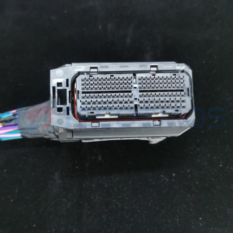 Car Connector For Toyota For lexus engine computer board plug 130 pin CT130-0001M