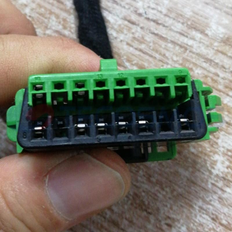 Car Connector For Volkswagen OBD plug 3A0972695A 16 pin CT16-0017M-9