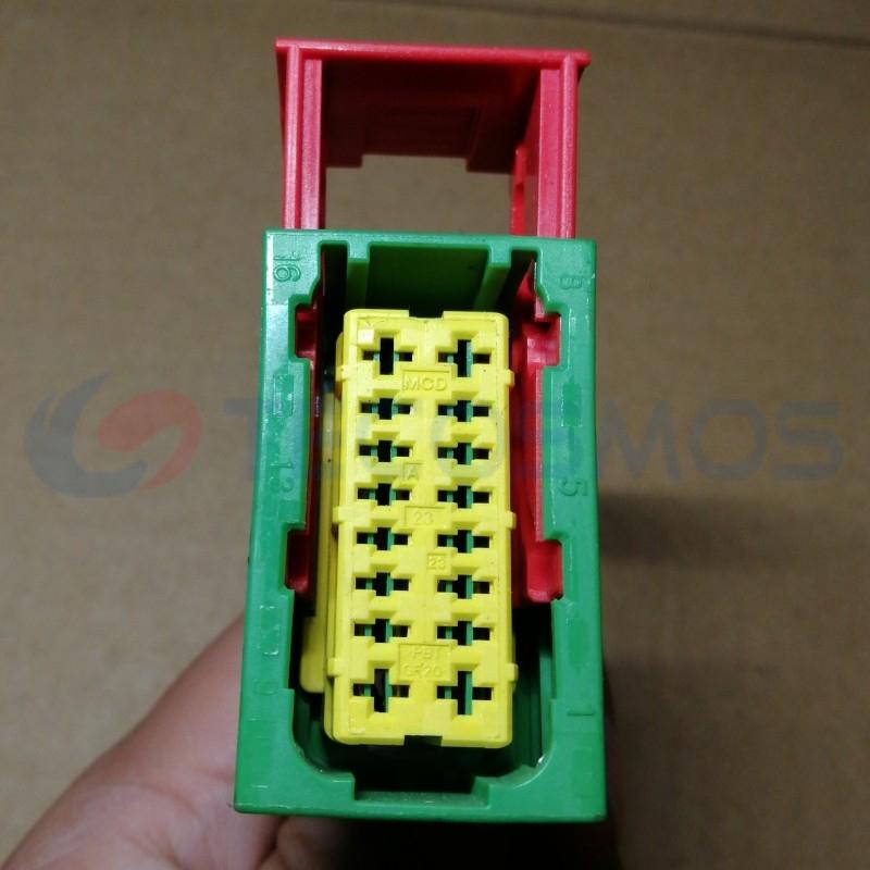 Car Connector For Dongfeng For peugeot For citroen fuse box plug 16 pin CT16-0030M-5