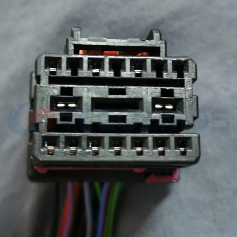 Car Connector For 4F0972483 black 17 pin CT17-0003M-2