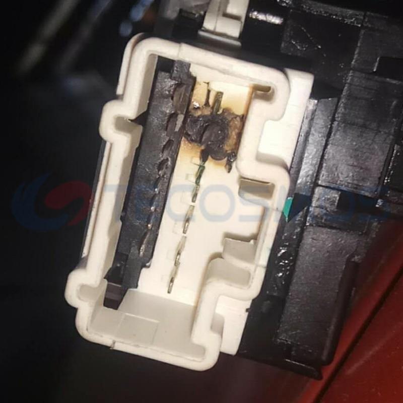 Car Connector For Geely Panda headlight switch plug BYD turn signal headlight 17 pin CT17-0004M