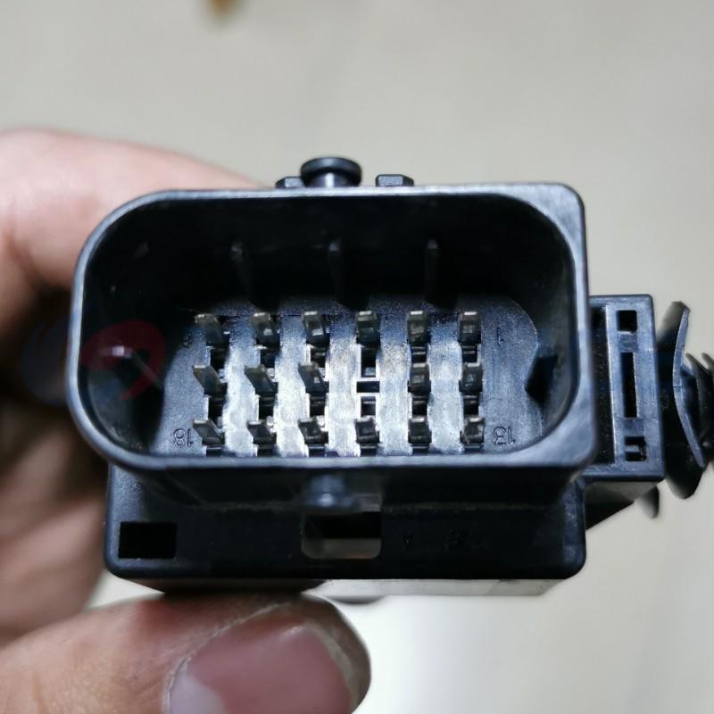 Car Connector For Volkswagen 18 Pins CT18-0042G