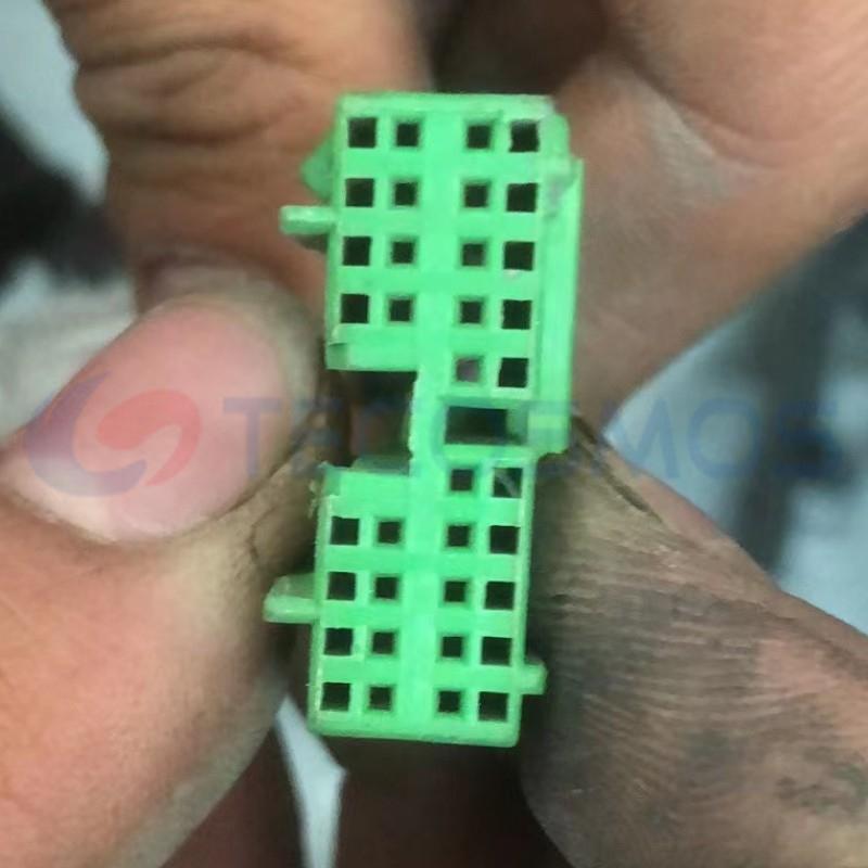 Car Connector For Honda 18 Pins CT18-0054M