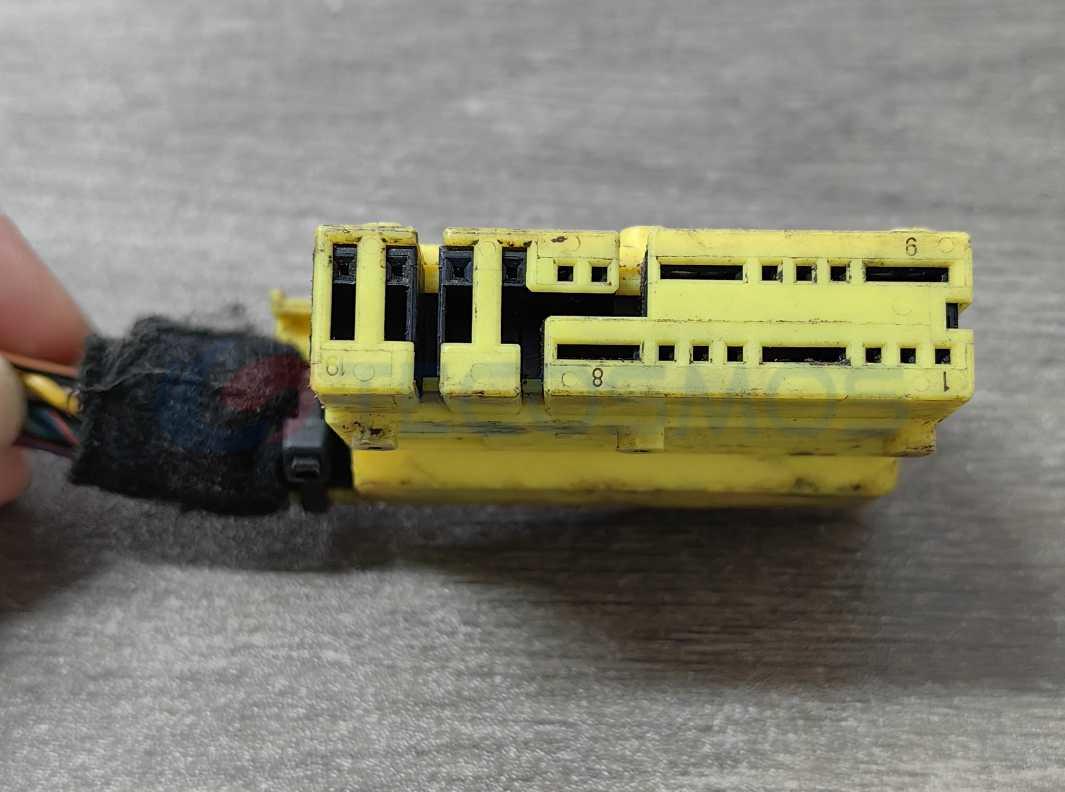 Car Connector For BMW plug 19 pin CT19-0010M