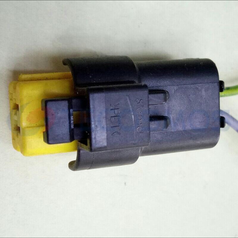 Car Connector For BMW air conditioning pump plug yellow 2pin CT2-0032M-8