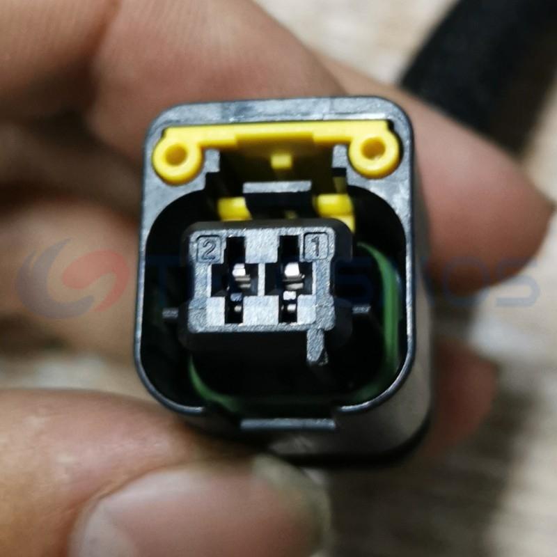 Car Connector For BMW black 2pin CT2-0034M-1