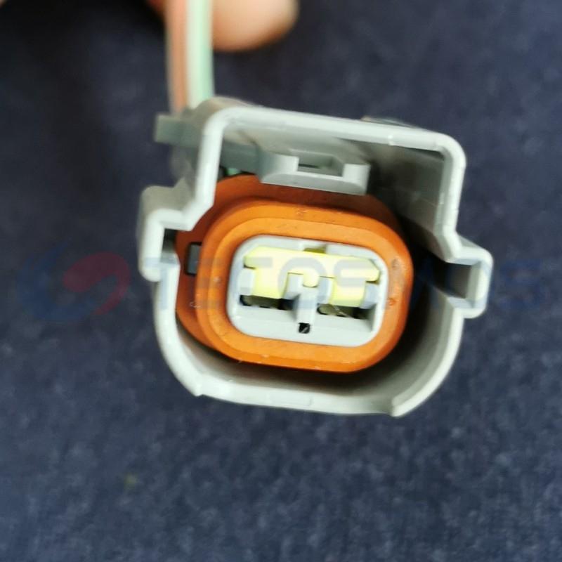 Car Connector For Modern turn signal plug 2pin CT2-0047M-2