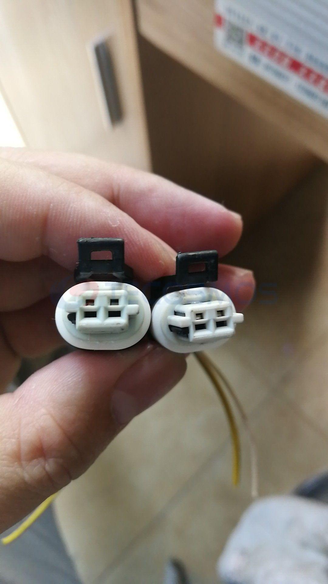 Car Connector For Buick solenoid valve gray intake 2pin CT2-0062M