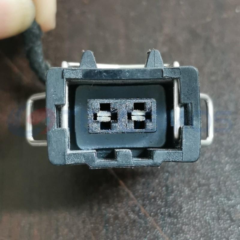 Car Connector For Great Wall Water Bottle Plug Double Slot 2pin CT2-0063M-12