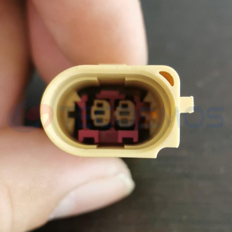 Car Connector For 8K0973802G rear antenna plug 2pin CT2-0077G-2