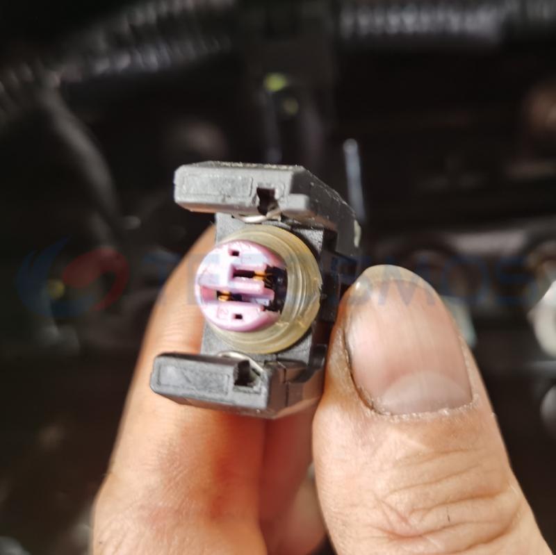 Car Connector For Great Wall H8 diesel engine fuel injector 2pin CT2-0089M-1