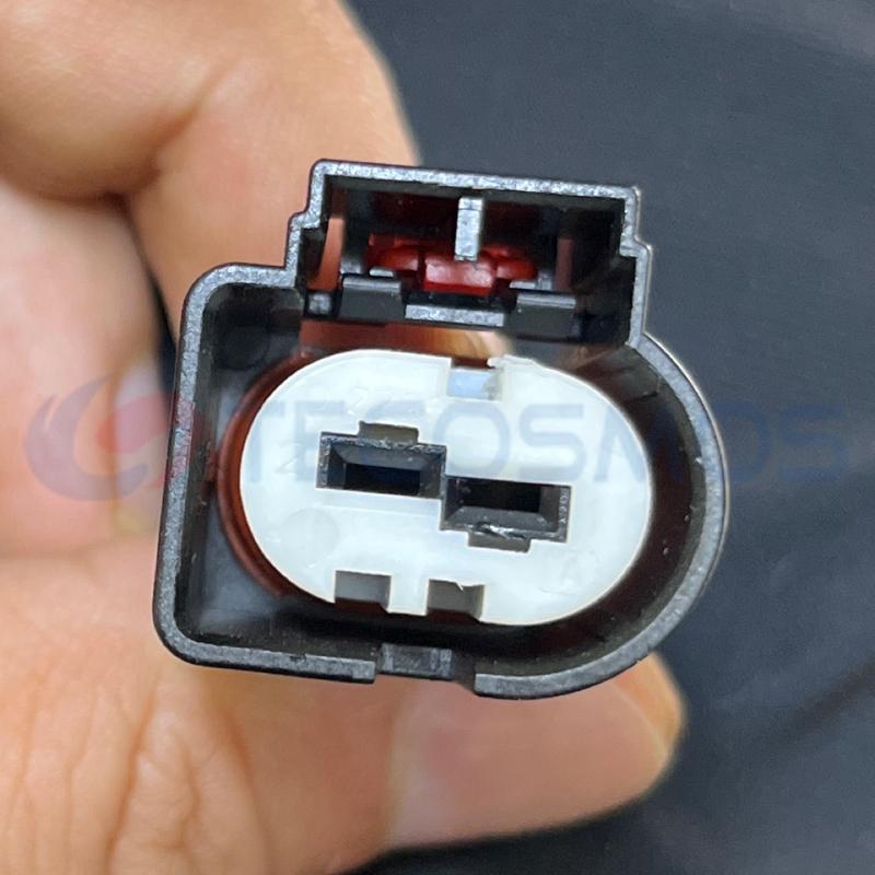 Car Connector For Mercedes Benz generator plug 2pin CT2-0092M-18