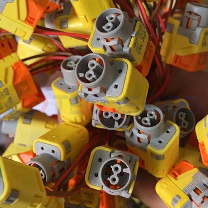 Car Connector For Gray direct insertion 2pin airbag plug CT2-0147M-4