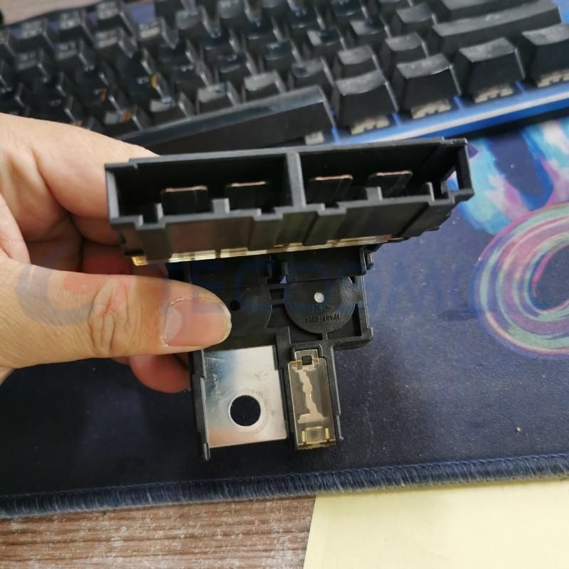 Car Connector For Black 2pin battery fuse socket CT2-0245M-1