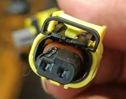 Car Connector For Honda black shell black core left slot 2pin CT2-0257M-2