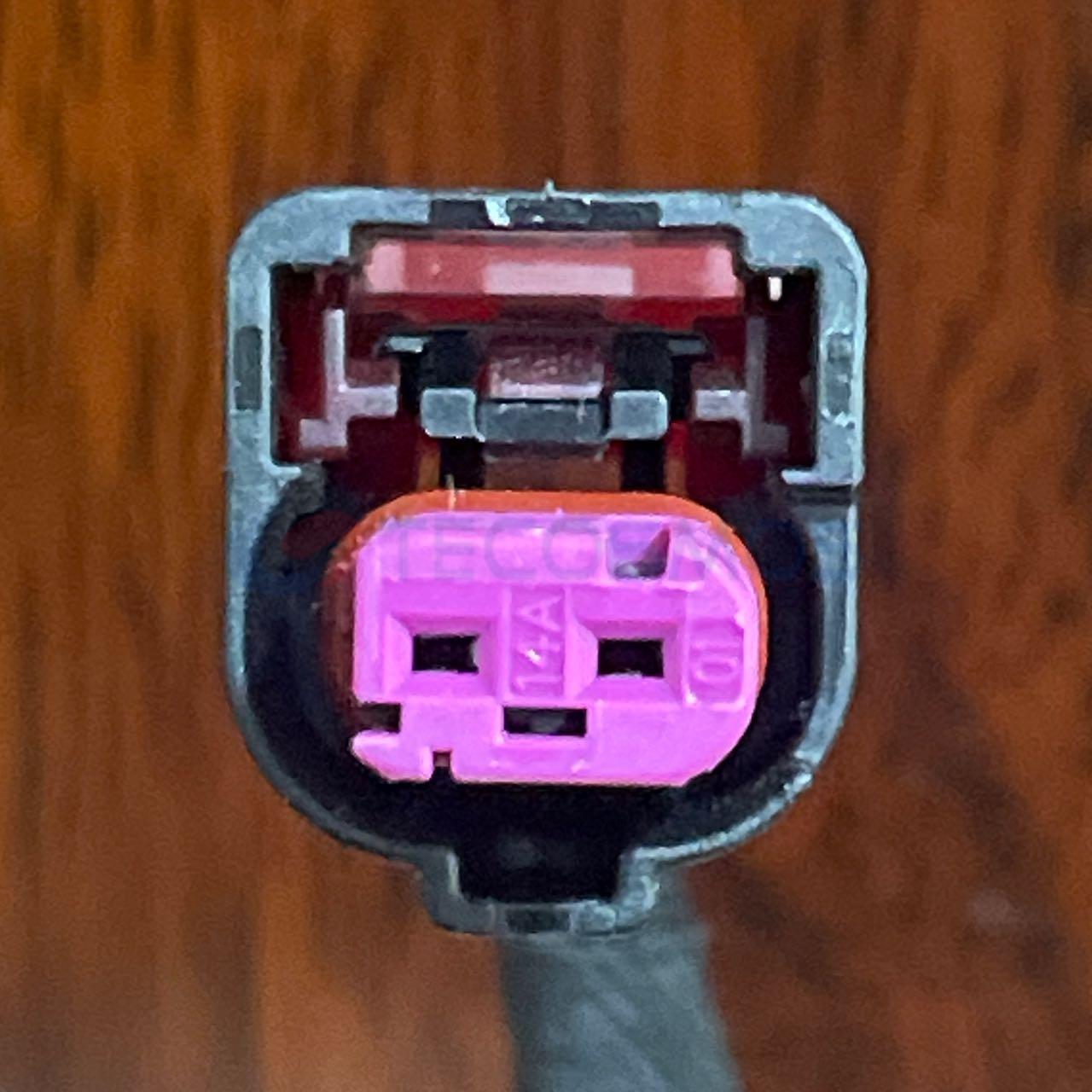 Car Connector For Modern 2 Pins CT2-0279M-10