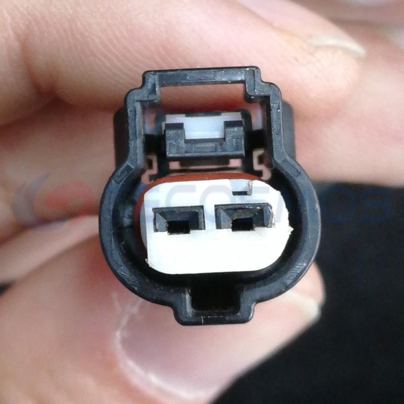 Car Connector For Roewe solenoid valve plug 2pin CT2-0279M-4