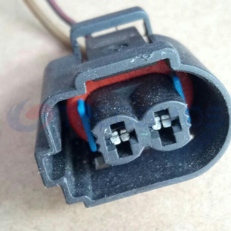 Car Connector For BMW Water Spray 6931910 2 Pins CT2-0288M