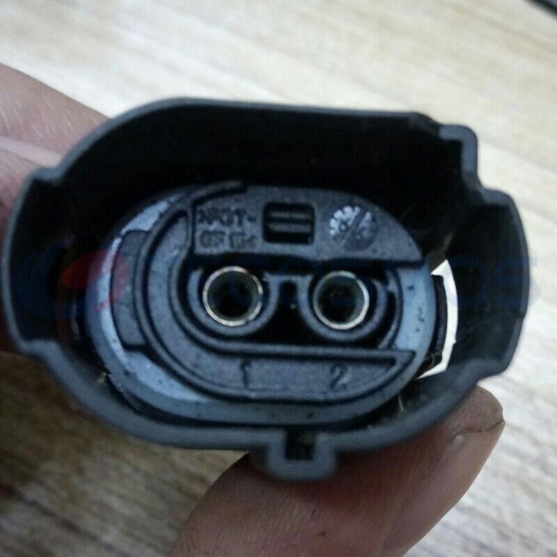 Car Connector For BMW gasoline pump 2pin CT2-0296M