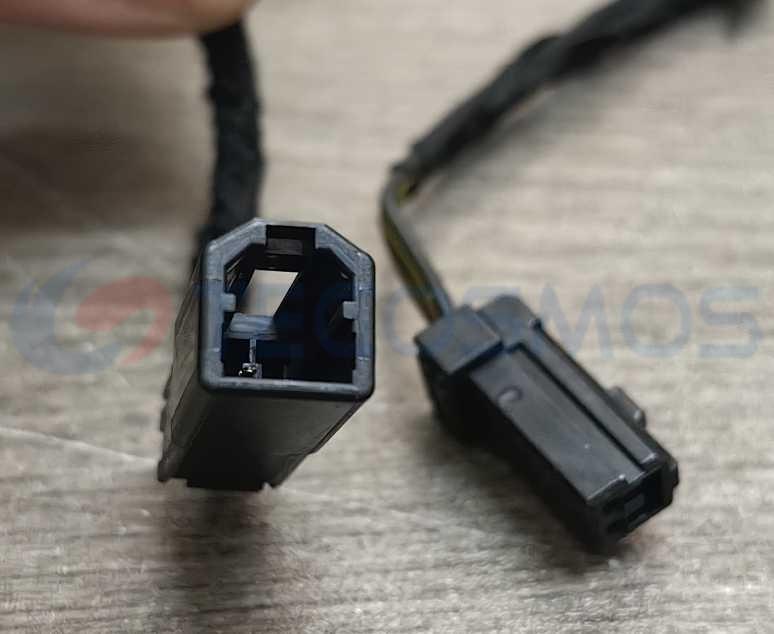 Car Connector For Black is 2 Pins smaller than white CT2-0318G-1