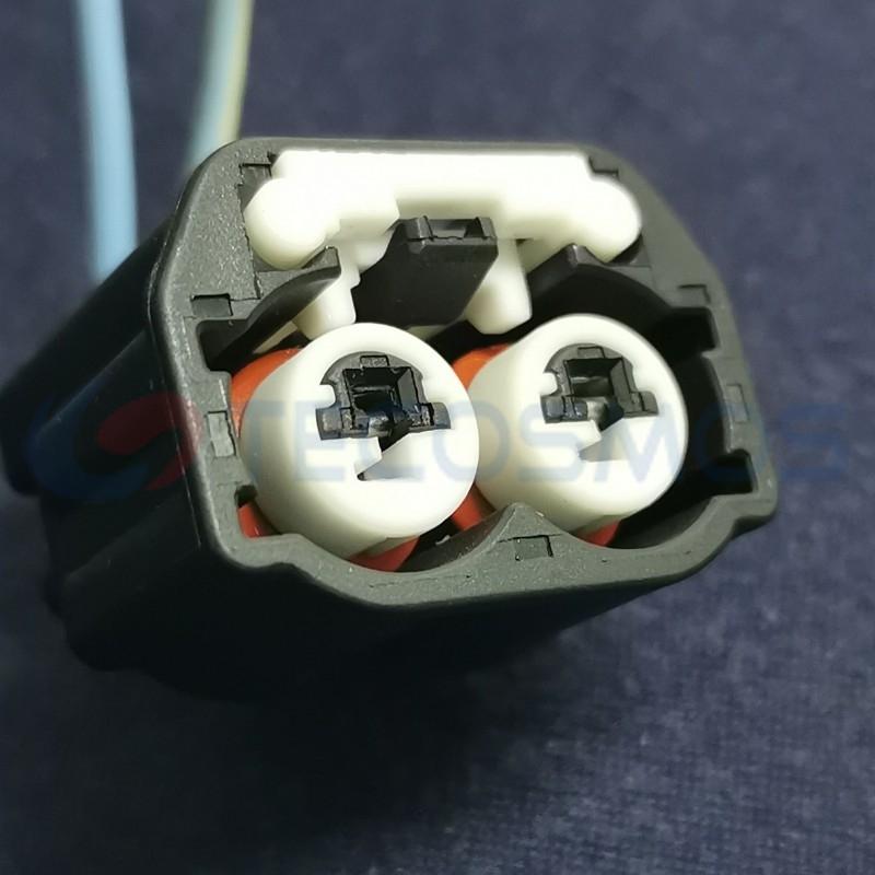 Car Connector For Toyota Camshaft with White Clip 2pin CT2-0329M-1
