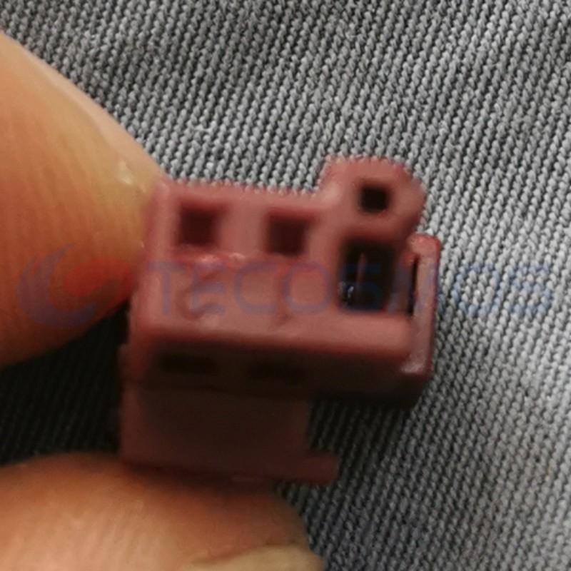 Car Connector For Mercedes Benz Brown Red 2 Pins CT2-0355M-2