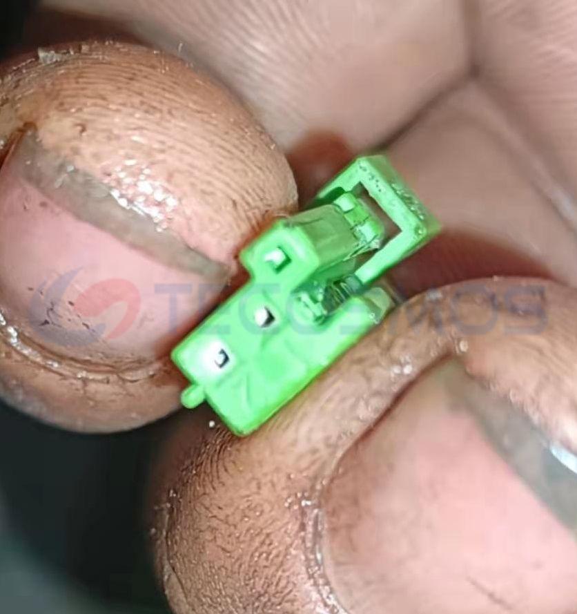 Car Connector For Mercedes Benz Green 2pin CT2-0355M-4