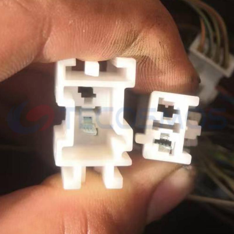 Car Connector For Mercedes Benz 2205455528 2pin CT2-0381G