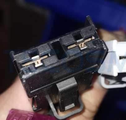 Car Connector For Black 2pin CT2-0457M