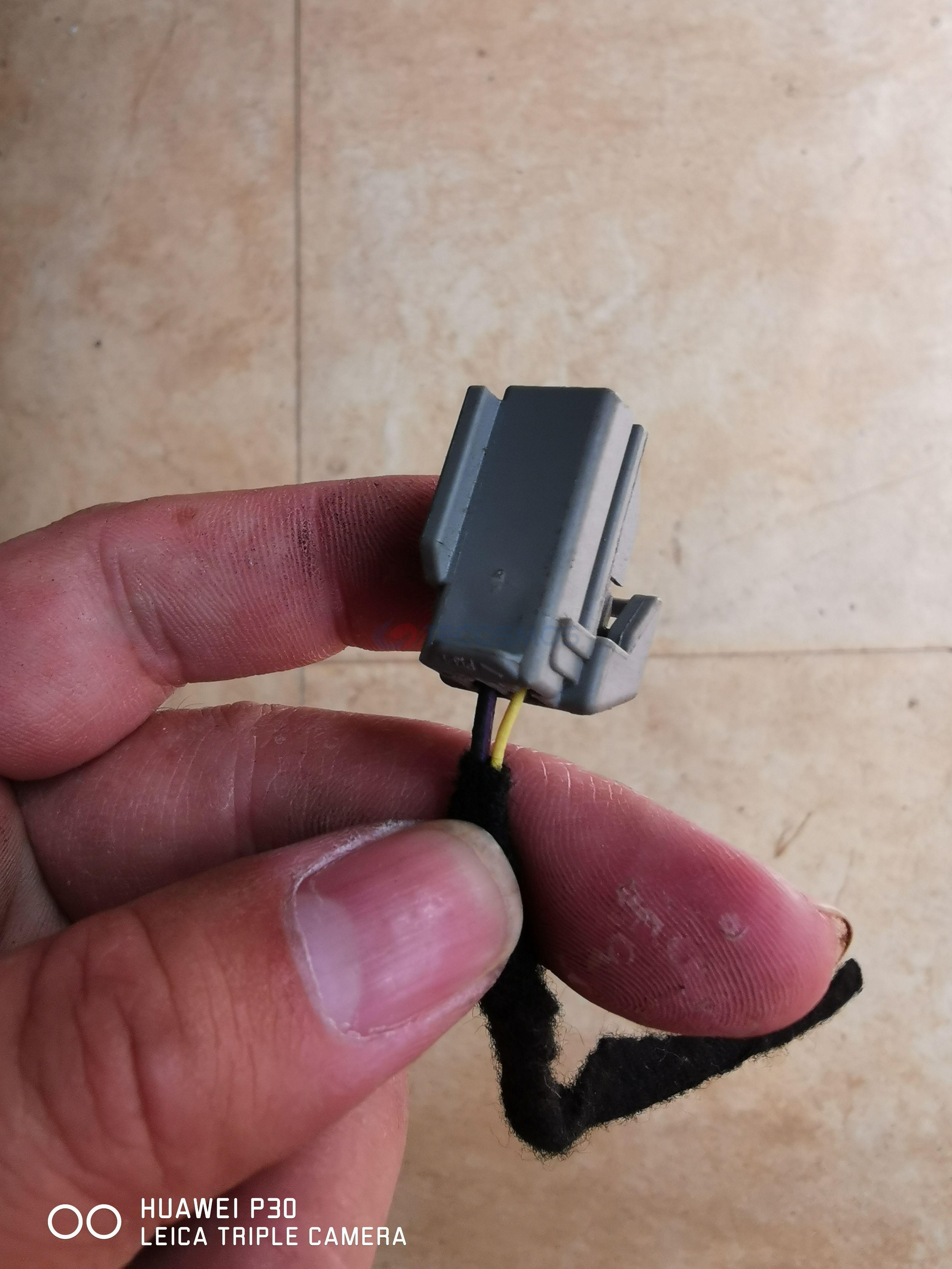 Car Connector For Nissan horn 2pin CT2-0463M