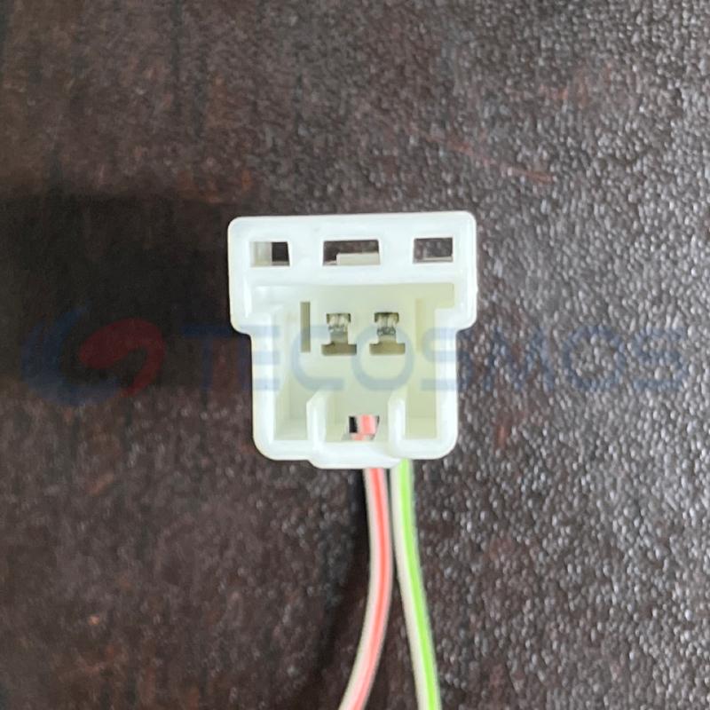 Car Connector For White male plug 2 Pins CT2-0512G