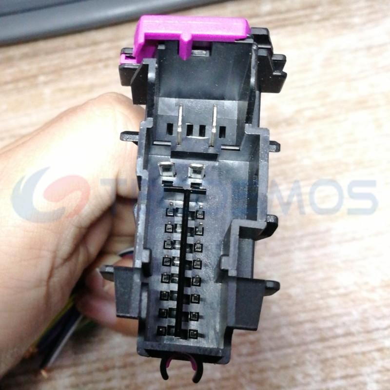 Car Connector For Audi left front door 8E0972701 20 pin CT20-0004G