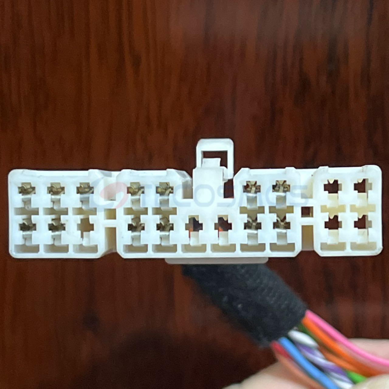 Car Connector For 20 pin plug CT20-0010M-2