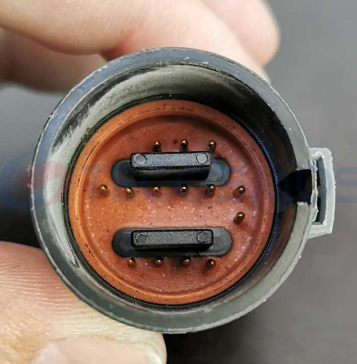 Car Connector For Buick round hole male plug 20 pins CT20-0038G