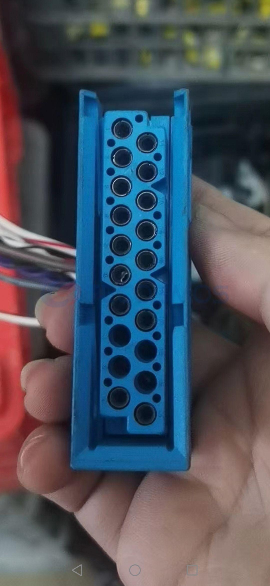 Car Connector For BMW 20 Pins CT20-0058M-1