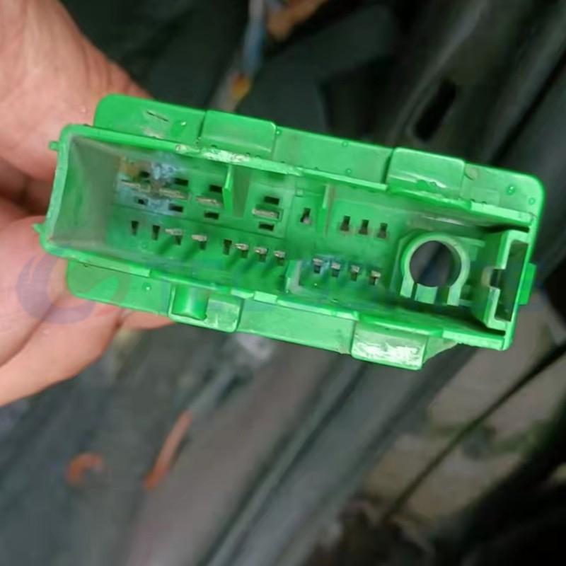 Car Connector For Porsche door green 21 pin CT21-0008G