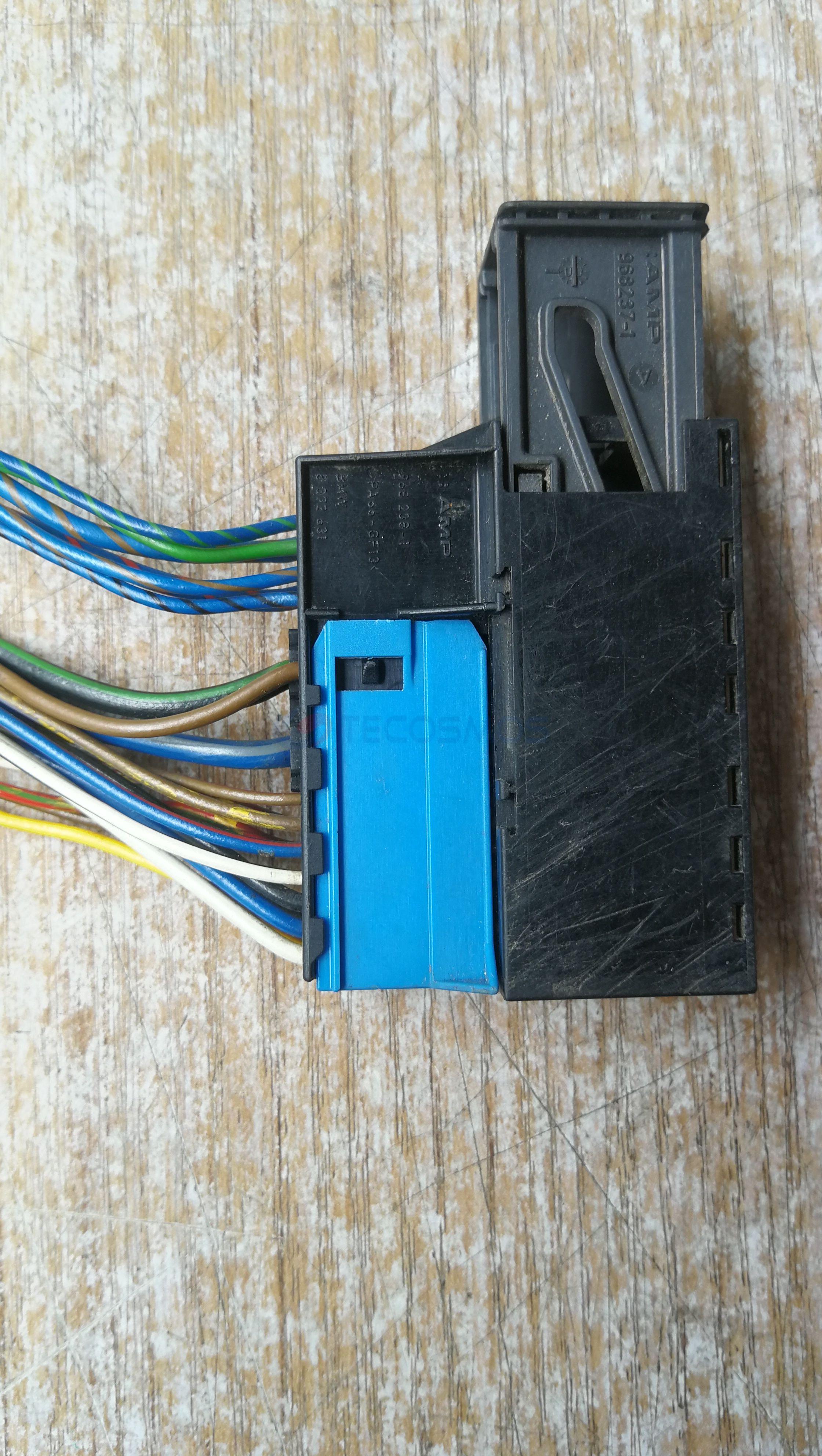 Car Connector For BMW door 8372631 22 pin CT22-0014M