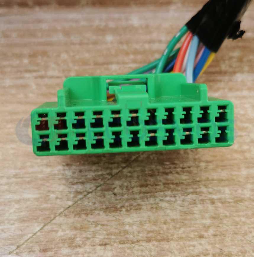 Car Connector For Honda green fuse box 22 pin CT22-0022M