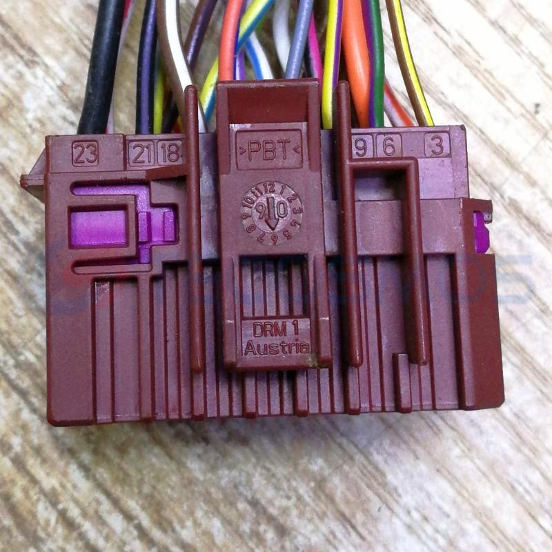 Car Connector For Volkswagen Zhonghua computer board plug brown 23 pin CT23-0001M